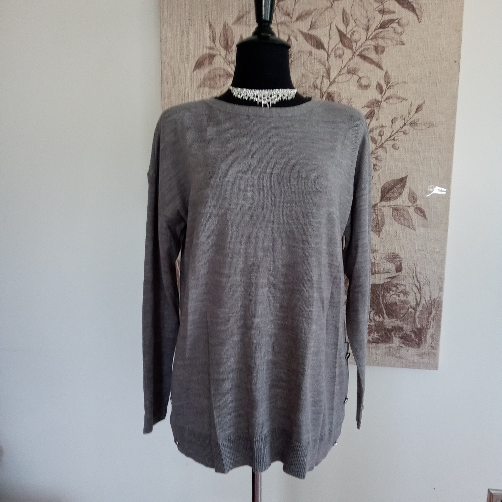 DRESSBARN SWEATER SIZE L